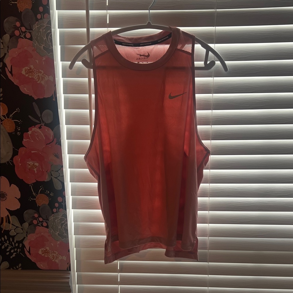 Nike Women's Coral Muscle Tee